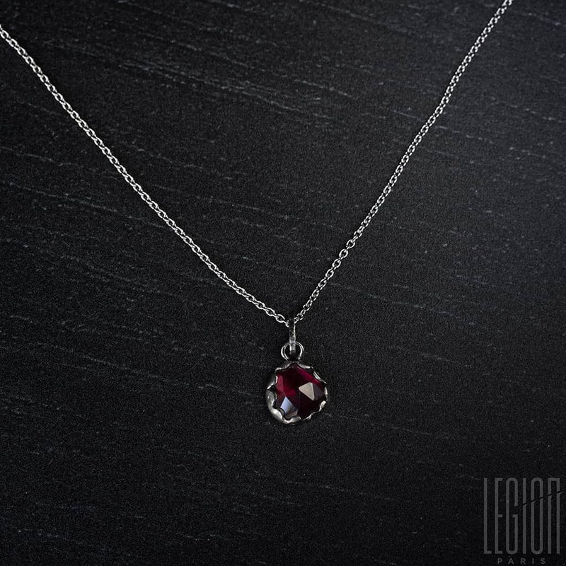 pendant Legion Paris with a red garnet pendant