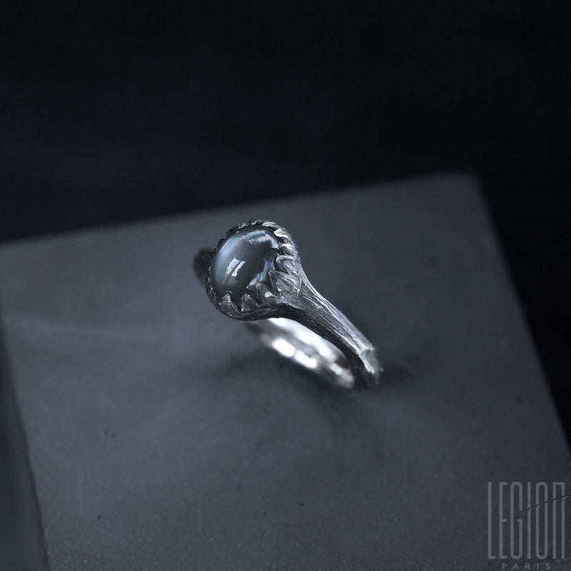 925 silver legion paris ring with a textured ring body and a grey moonstone