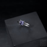 Legion Paris ring in white gold 750 set with a princess cut purple spinel