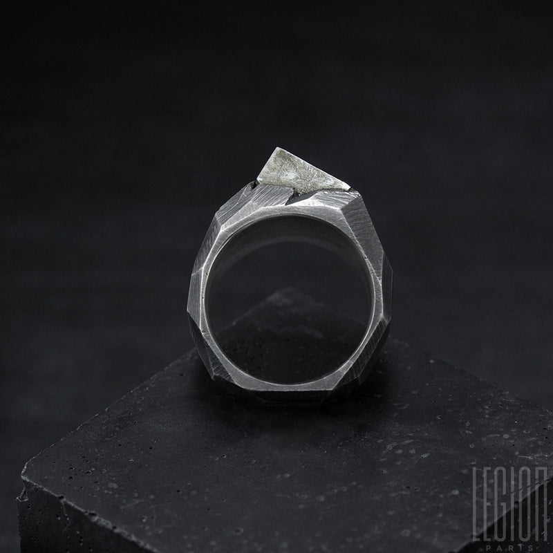 massive ring in black silver and meteorite