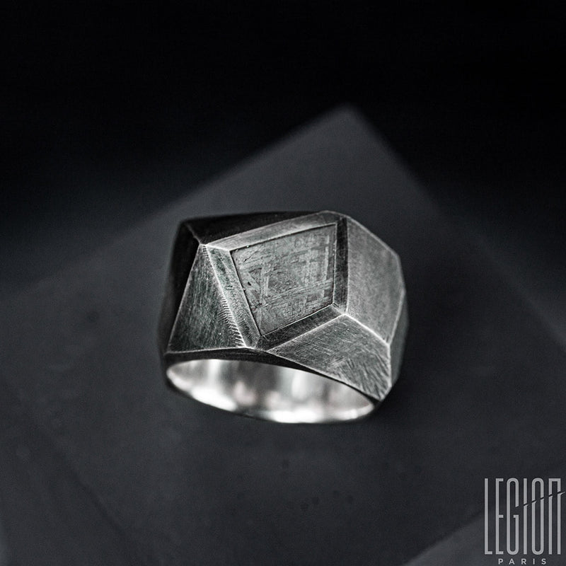 Meteorite hot sale signet ring